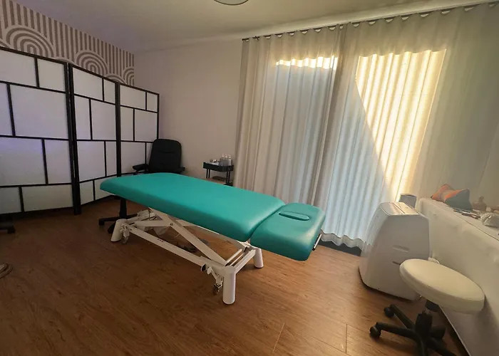 Pet Friendly hotel: Fair N Square Hotel 24 Stunden Self-Check In